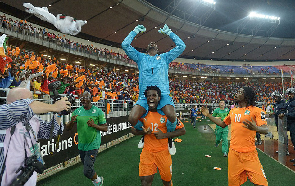 AYX体育赛事直播德罗巴重要时刻夺冠，美国队带队取胜！