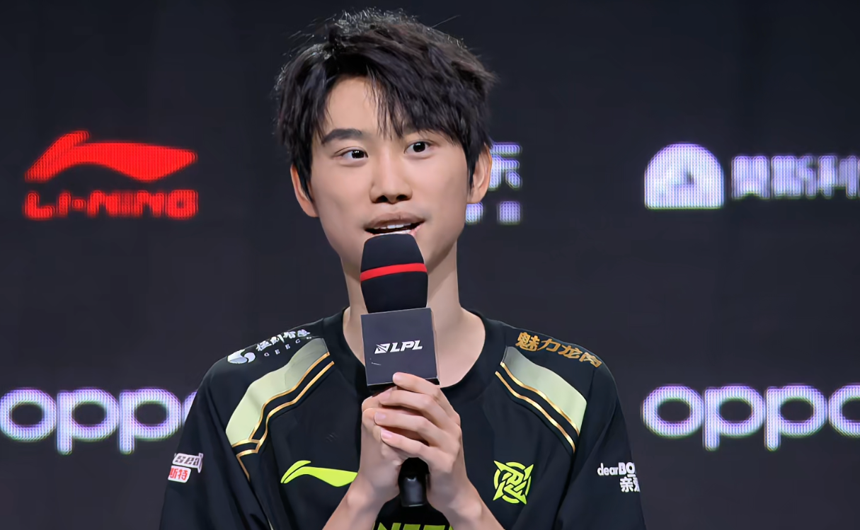 爱游戏官方正版APPDoinb在塞尔维亚队比赛中挺进下一轮，问鼎冠军引发热议！的简单介绍