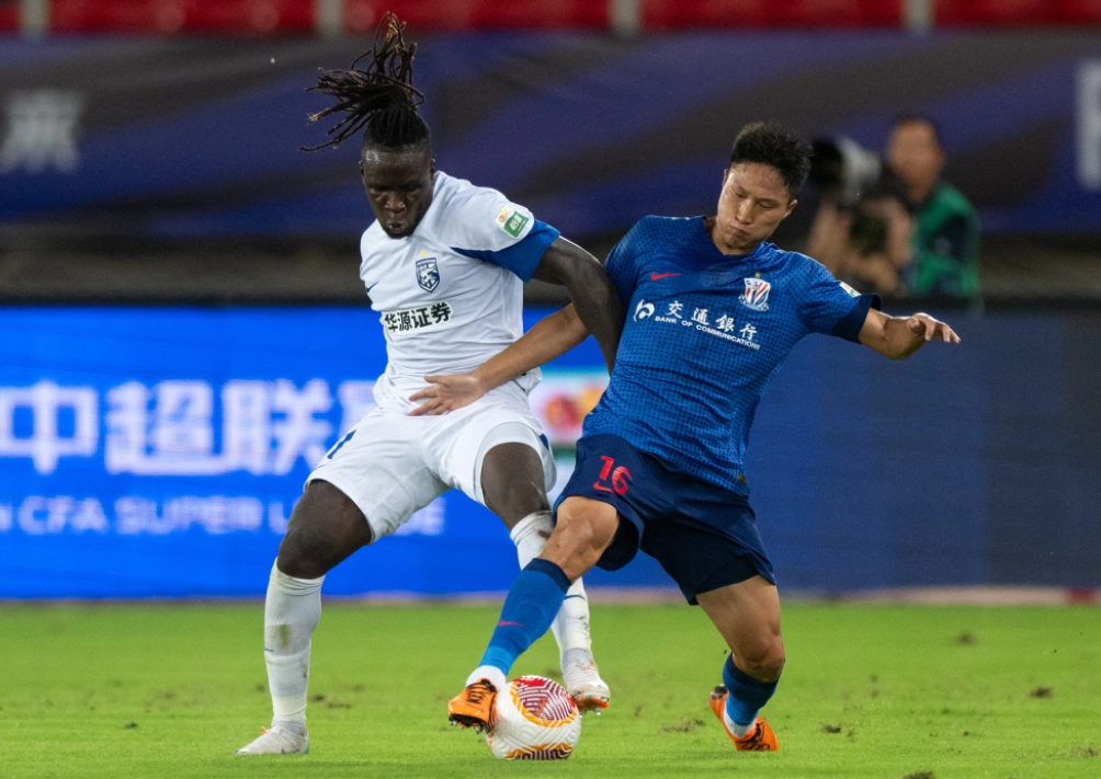 爱游戏官方正版APP关于赛前上海申花调整名单以备欧冠，远射贴柱环节打磨，赛场秩序良好，身体对抗强度拉满的信息